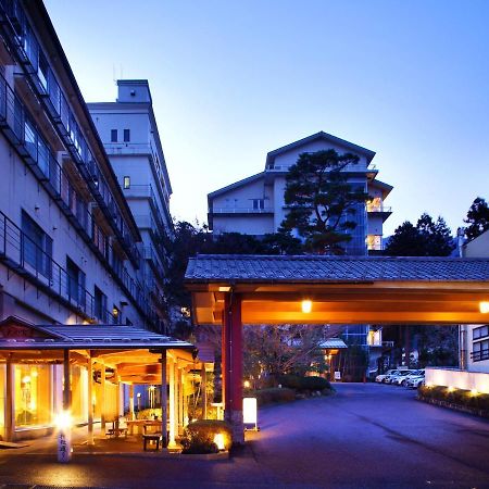Minoya Hotel Yahiko Екстериор снимка