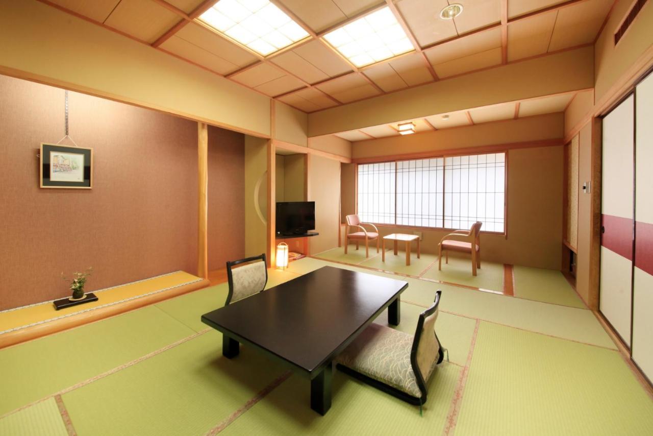 Minoya Hotel Yahiko Екстериор снимка
