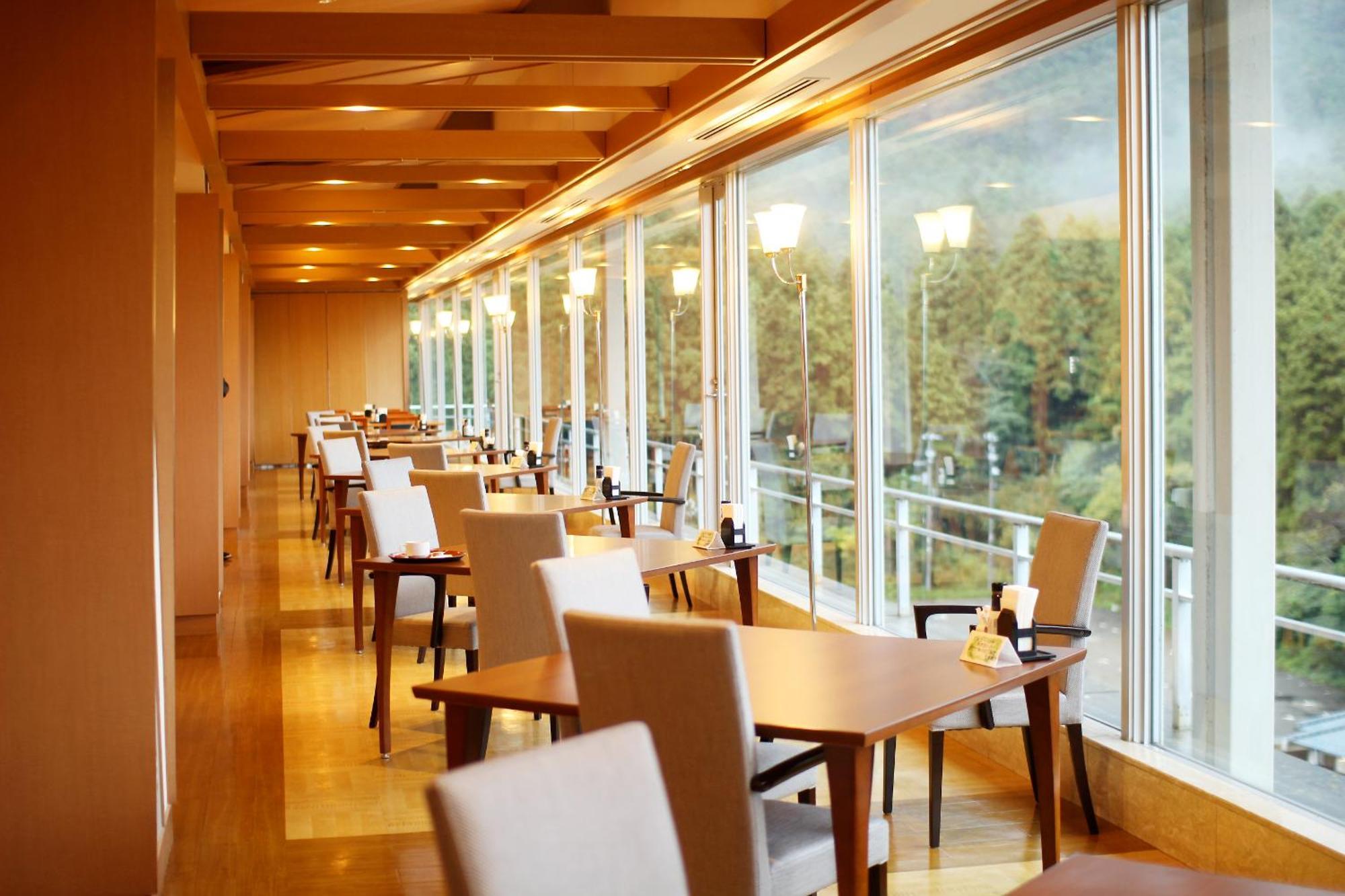 Minoya Hotel Yahiko Екстериор снимка