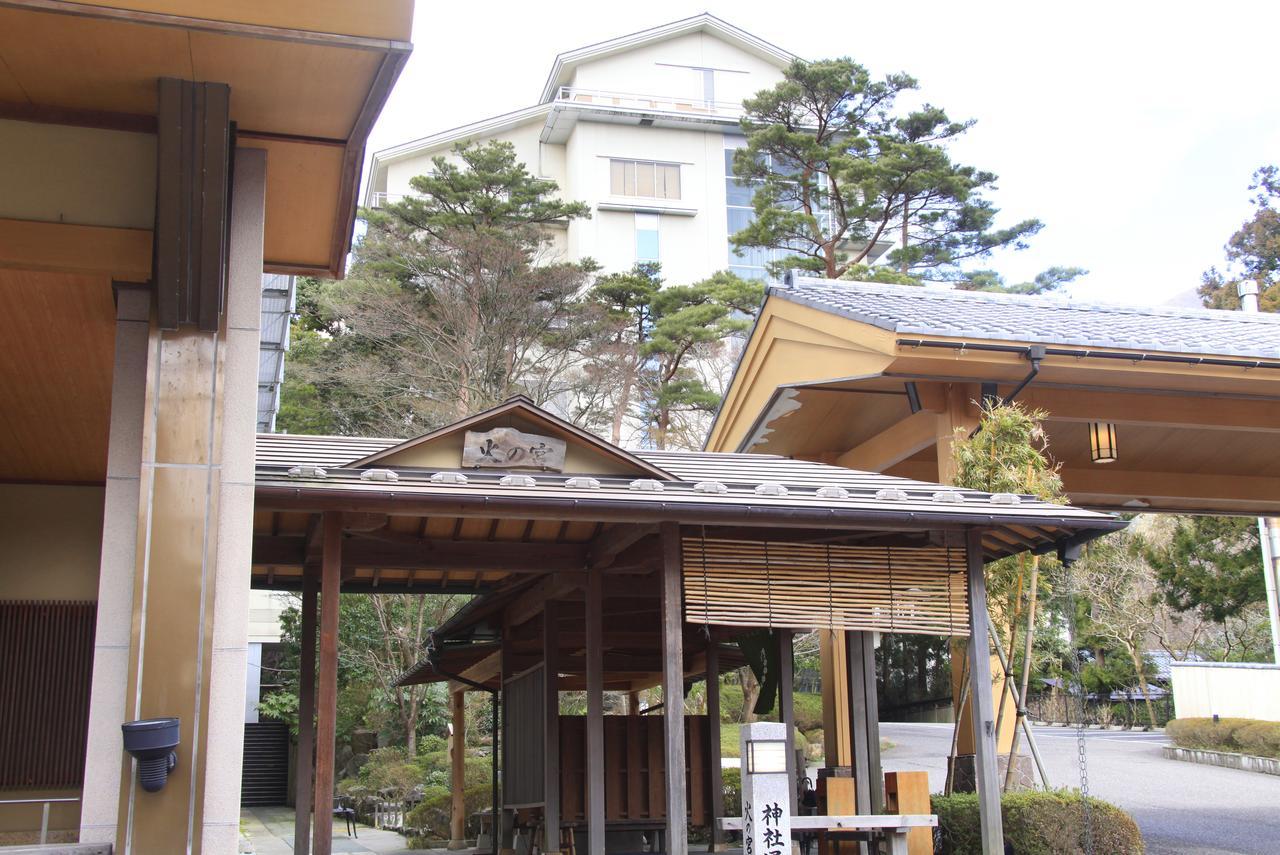 Minoya Hotel Yahiko Екстериор снимка